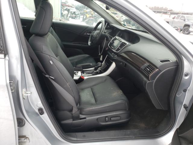 2017 HONDA ACCORD TOU 1HGCR3F91HA010750