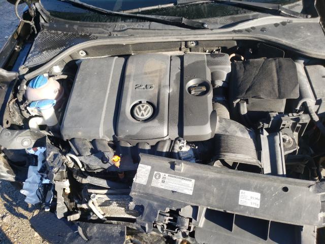 2013 VOLKSWAGEN PASSAT S 1VWAP7A36DC084327