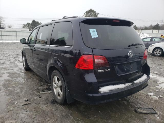 2011 VOLKSWAGEN ROUTAN SE 2V4RW3DG0BR668197