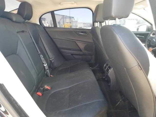 2018 JAGUAR XE SAJAR4FX1JCP39241