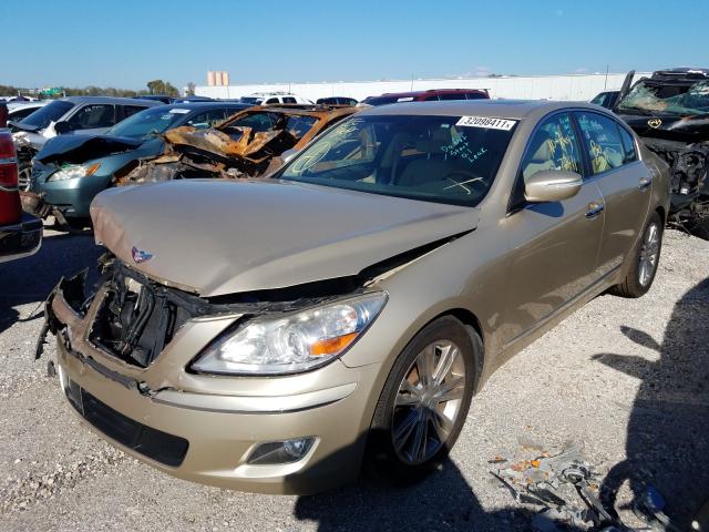 2010 HYUNDAI GENESIS 4. KMHGC4DF6AU110939