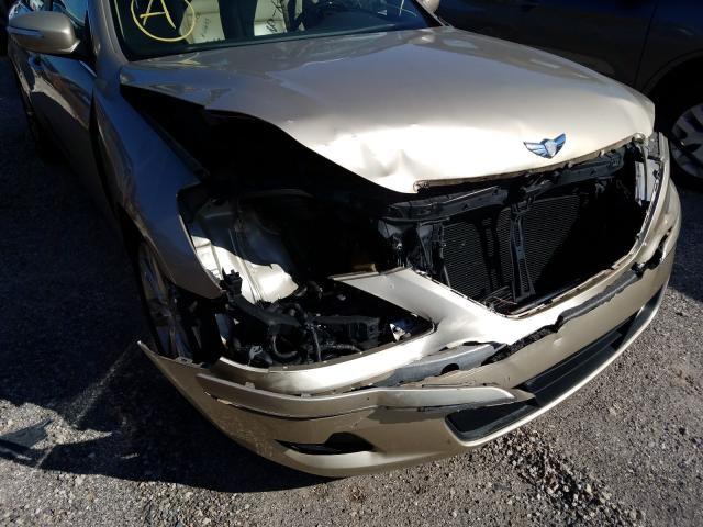 2010 HYUNDAI GENESIS 4. KMHGC4DF6AU110939