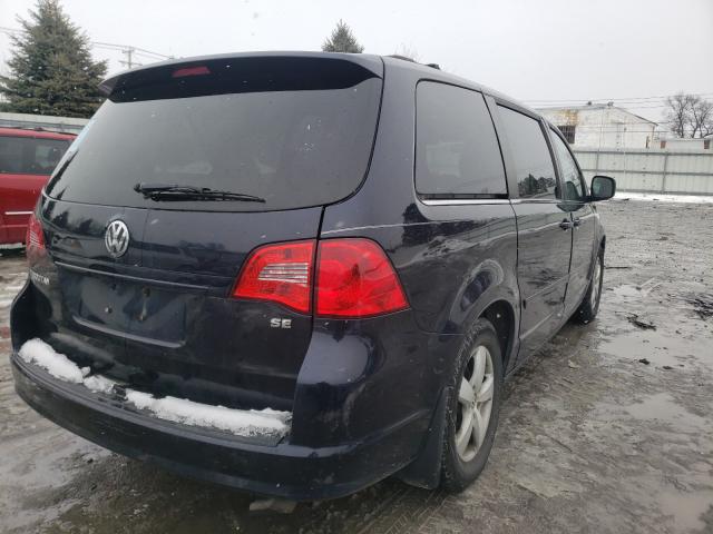 2011 VOLKSWAGEN ROUTAN SE 2V4RW3DG0BR668197