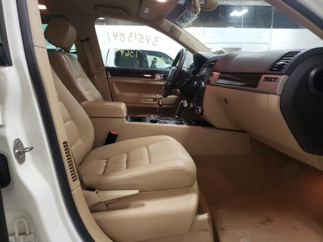 2010 VOLKSWAGEN TOUAREG TD WVGFK7A90AD001150