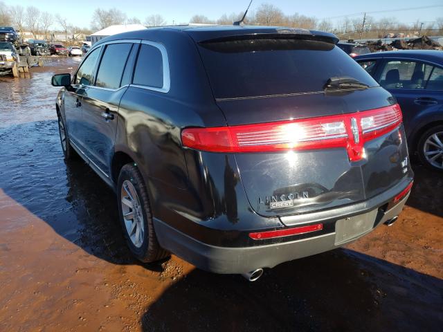 2017 LINCOLN MKT 2LMHJ5NKXHBL00405