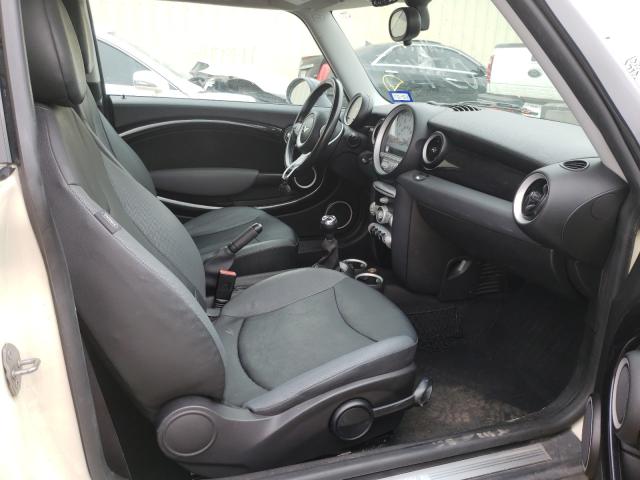 2010 MINI COOPER WMWMF3C51ATZ26607