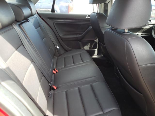 2010 VOLKSWAGEN JETTA WOLF 3VWRJ7AJXAM055491