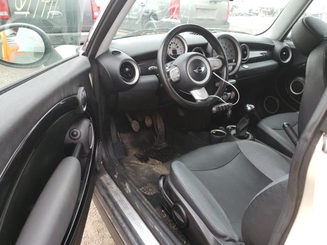 2010 MINI COOPER WMWMF3C51ATZ26607