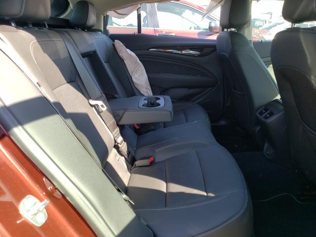 2018 BUICK REGAL ESSE W04GP6SX7J1133660