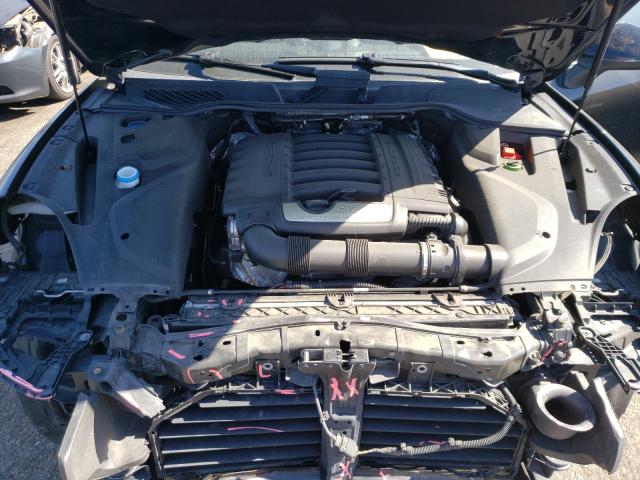 2016 PORSCHE CAYENNE WP1AA2A25GLA11676