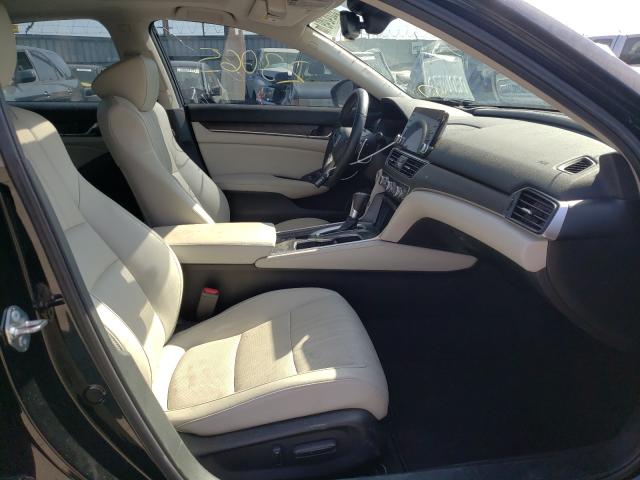 2018 HONDA ACCORD TOU 1HGCV1F92JA047828