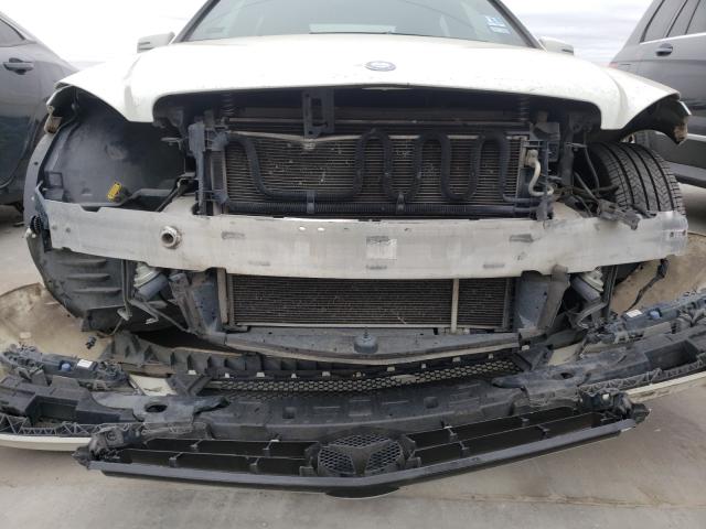 2011 MERCEDES-BENZ C300 WDDGF5EB2BA526864