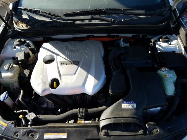 2013 HYUNDAI SONATA HYB KMHEC4A44DA099410