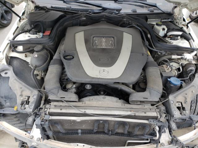 2011 MERCEDES-BENZ C300 WDDGF5EB2BA526864