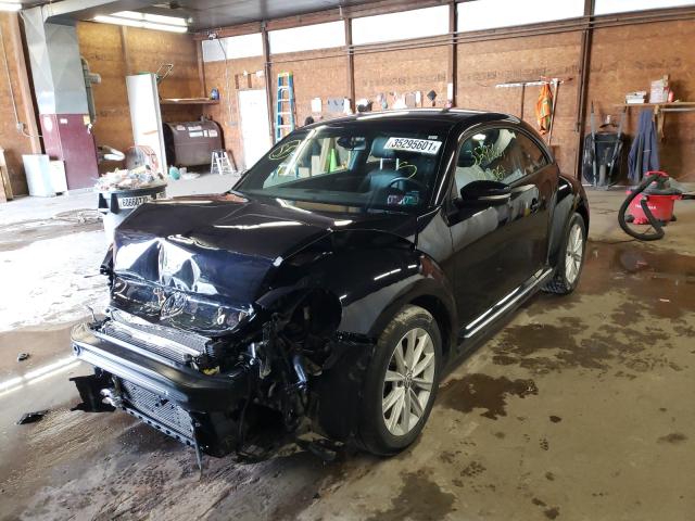 2018 VOLKSWAGEN BEETLE S 3VWFD7AT3JM710800