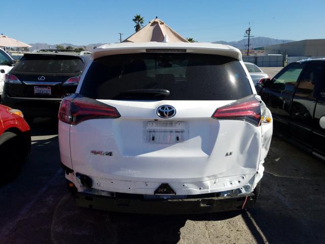 2018 TOYOTA RAV 4 2T3ZFREV6JW492545