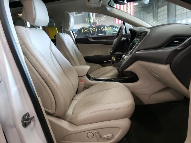 2019 LINCOLN MKC RESERV 5LMCJ3D9XKUL27708