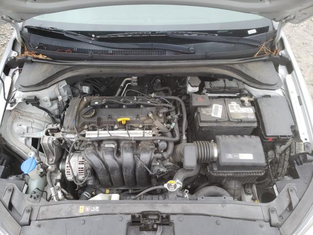 2017 HYUNDAI ELANTRA SE 5NPD74LF6HH125555