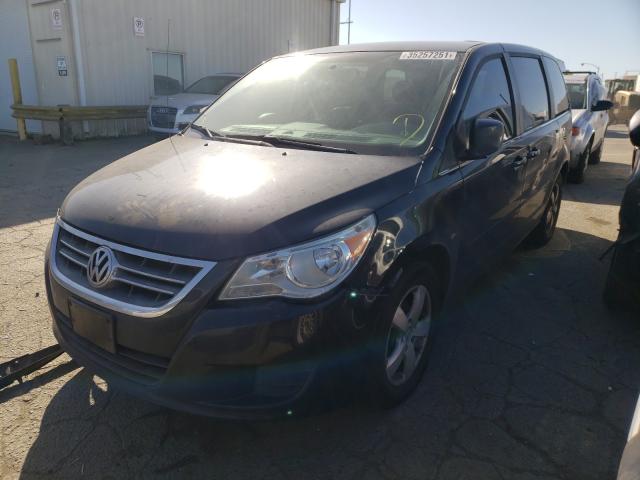 2010 VOLKSWAGEN ROUTAN SE 2V4RW3D15AR295880