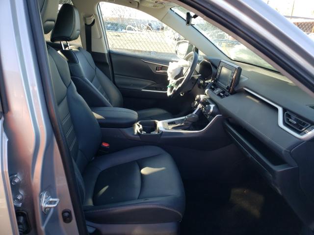 2019 TOYOTA RAV4 XLE P 2T3A1RFV8KW077660