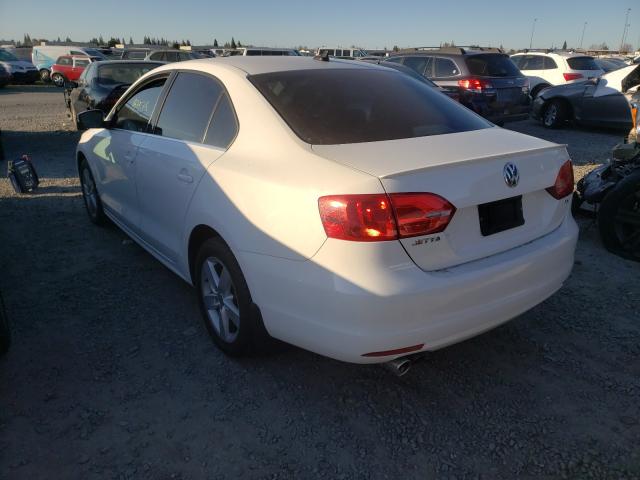 2011 VOLKSWAGEN JETTA TDI - 3VWLL7AJ2BM118679