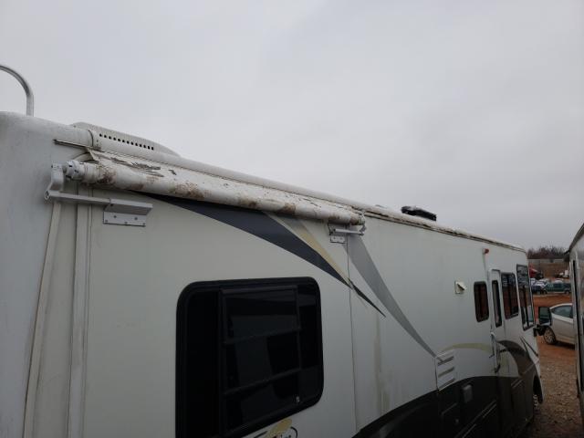 2005 WORKHORSE CUSTOM CHASSIS MOTORHOME CHASSIS P3500 Photos | OK ...