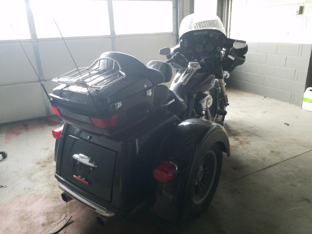 2011 HARLEY-DAVIDSON FLHTCUTG 1HD1MAM12BB851532