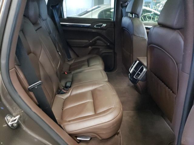 2016 PORSCHE CAYENNE WP1AA2A23GLA06346