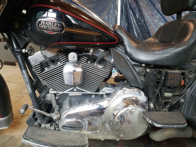 2011 HARLEY-DAVIDSON FLHTCUTG 1HD1MAM12BB851532