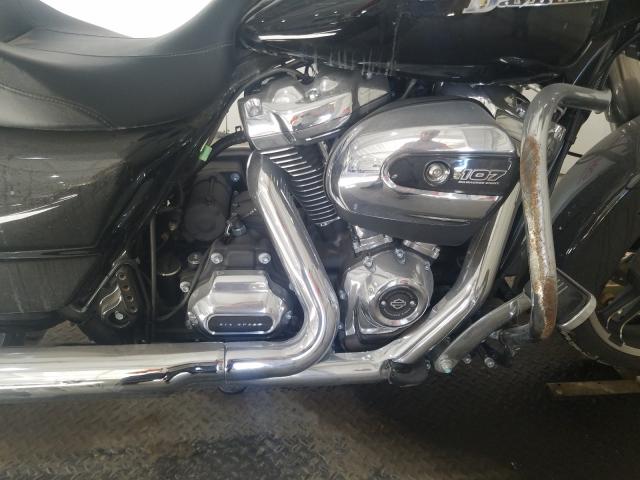 2019 HARLEY-DAVIDSON FLHX 1HD1KBC17KB623779