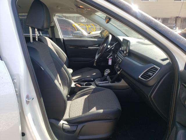 2021 KIA SELTOS S KNDEUCAA4M7155781