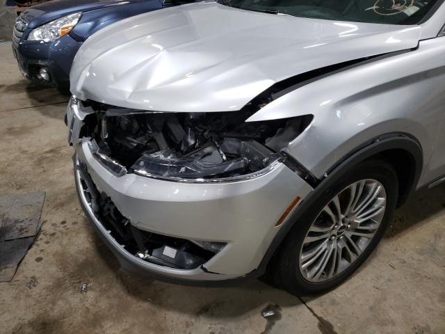 2017 LINCOLN MKX RESERV 2LMPJ8LR5HBL11079