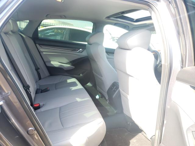 2018 HONDA ACCORD TOU 1HGCV2F95JA043715