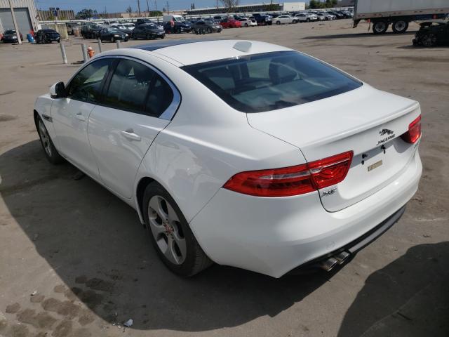 2017 JAGUAR XE SAJAR4BN8HA971149