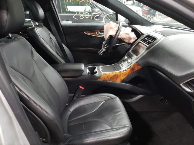 2017 LINCOLN MKX RESERV 2LMPJ8LR5HBL11079