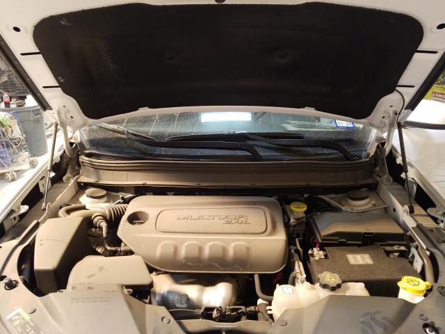 2019 JEEP CHEROKEE 1C4PJLCBXKD487665