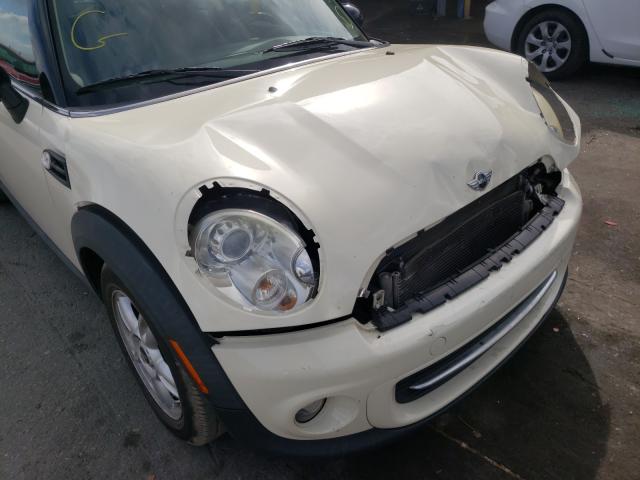 2011 MINI COOPER WMWSU3C54BT094971