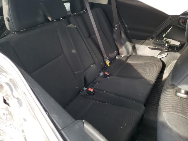 2017 TOYOTA RAV4 LE - JTMZFREV7HJ124402