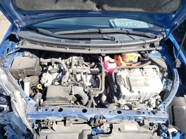 2017 TOYOTA PRIUS C JTDKDTB3XH1596942