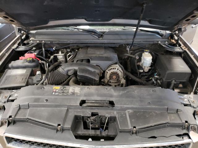 2011 CHEVROLET SUBURBAN 1GNSKJE38BR394042