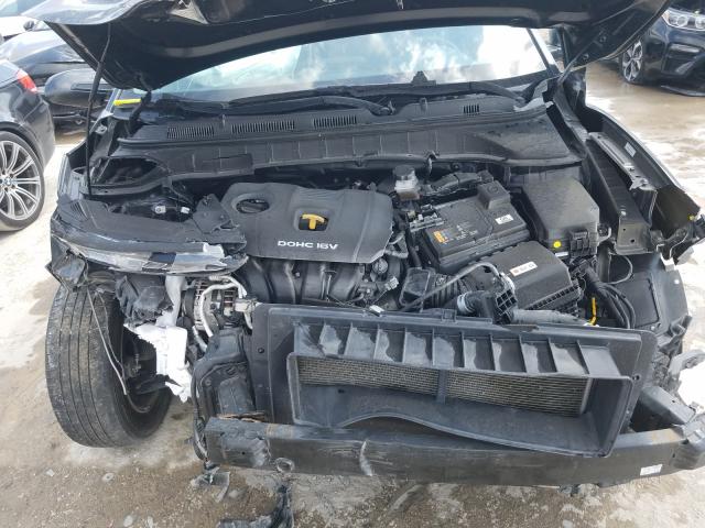 2019 HYUNDAI KONA SE KM8K1CAA2KU303495