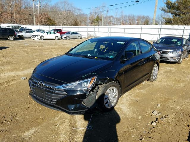 2019 HYUNDAI ELANTRA SE 5NPD74LF5KH467411
