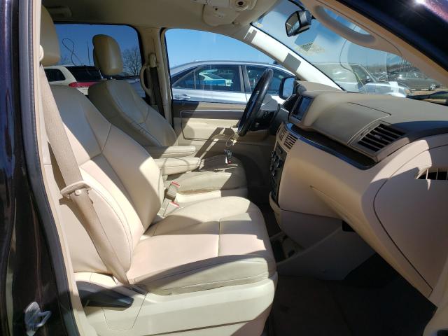 2010 VOLKSWAGEN ROUTAN SE 2V4RW3D16AR295712