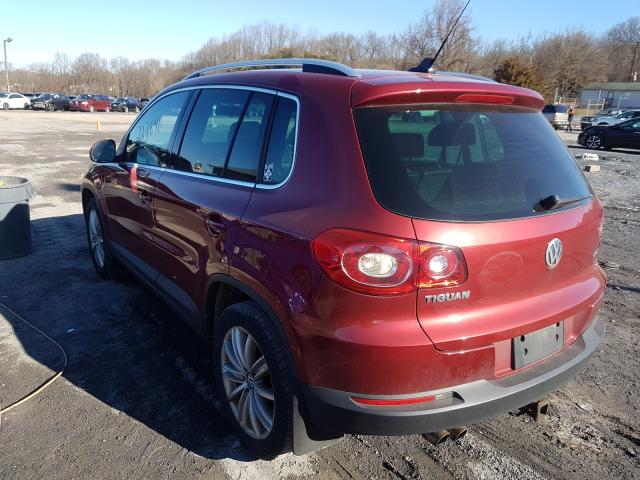 volkswagen tiguan 2011 vin wvgav7ax6bw001692