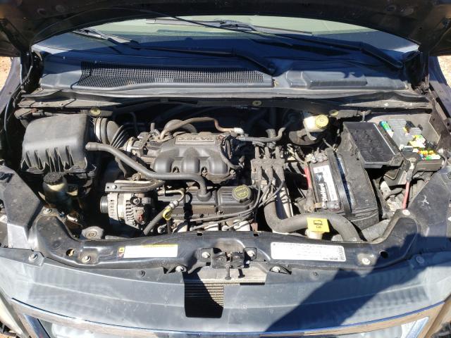 2010 VOLKSWAGEN ROUTAN SE 2V4RW3D16AR295712