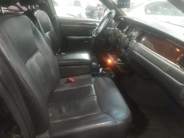 2011 LINCOLN TOWN CAR E 2LNBL8EV2BX761941