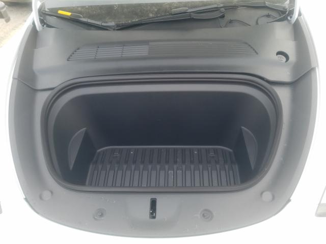 2021 TESLA MODEL Y 5YJYGDEE4MF095101
