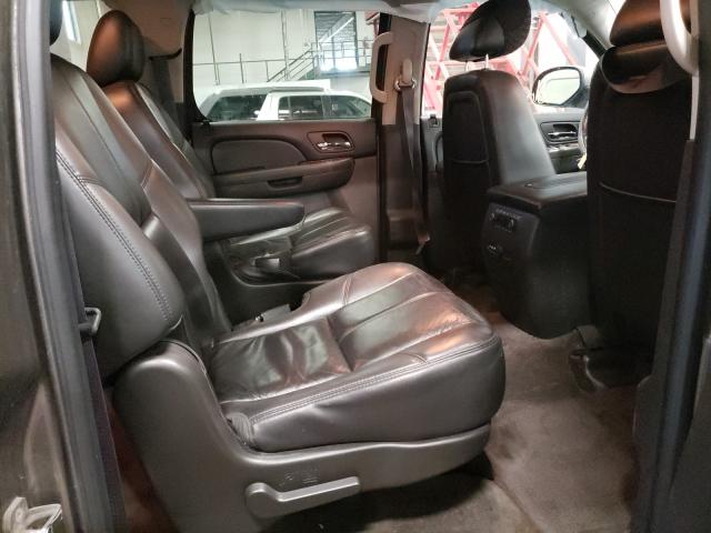 2011 CHEVROLET SUBURBAN 1GNSKJE38BR394042