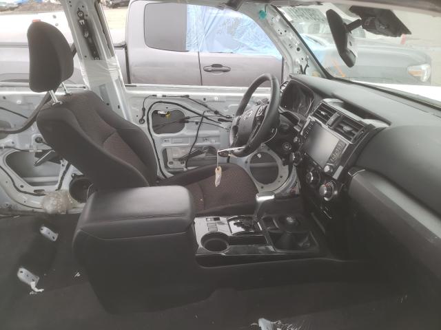 2020 TOYOTA 4RUNNER SR - JTEBU5JR7L5786115