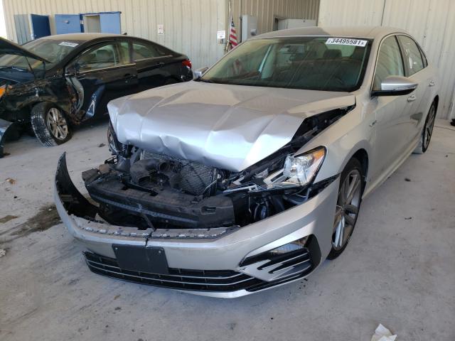 2017 VOLKSWAGEN PASSAT R-L 1VWDT7A32HC038850
